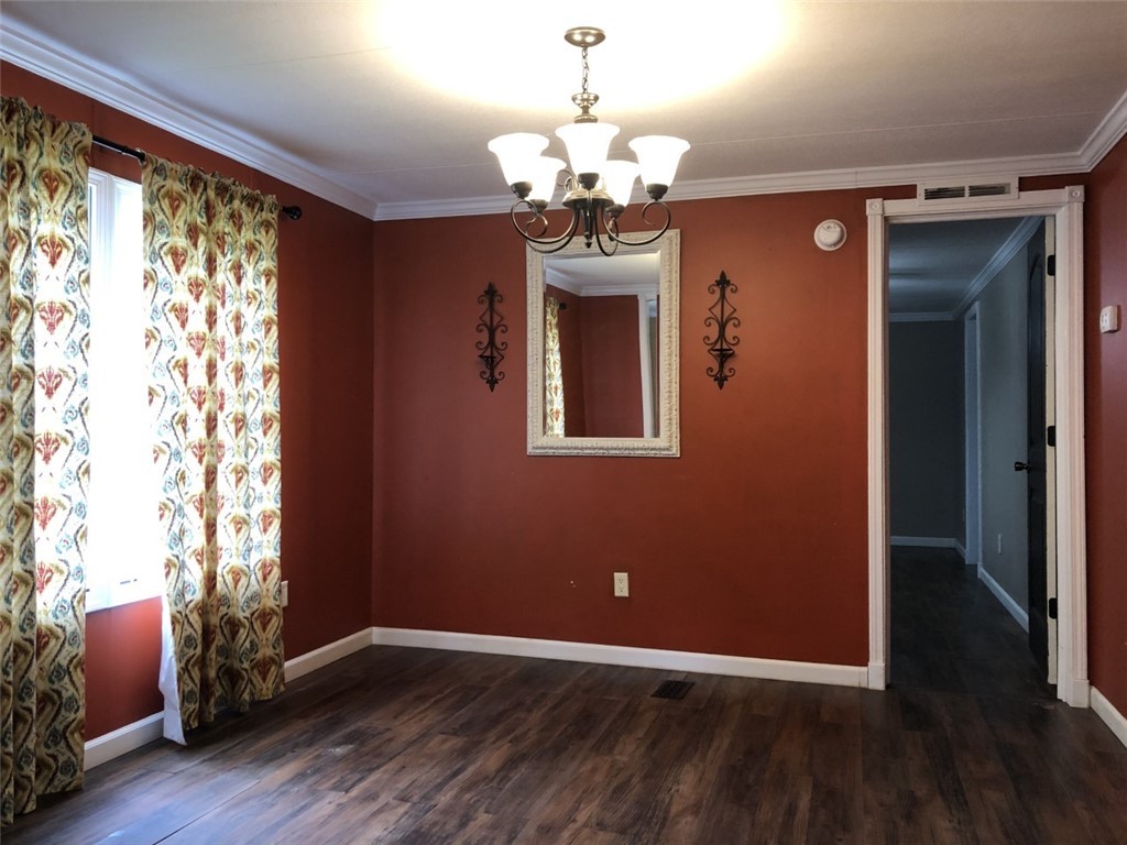 242 Stewart Road Six Mile, SC 29682 - Photo 5 of 17