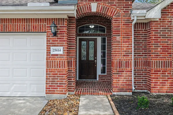 $300,000 | 25614 Saddlebrook Village Drive, Tomball, TX 77375