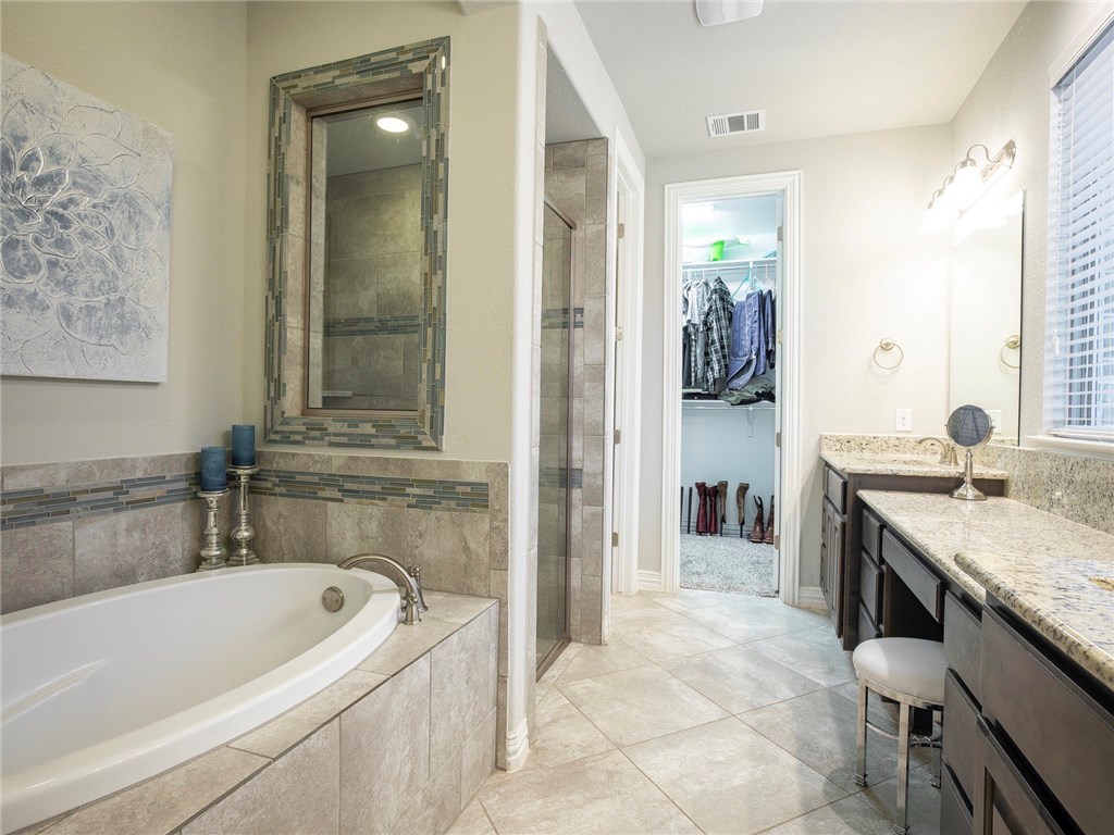3401 Venezia View Leander, TX 78641 - Photo 26 of 40 Double Granite Vanity in the Master Bathroom
