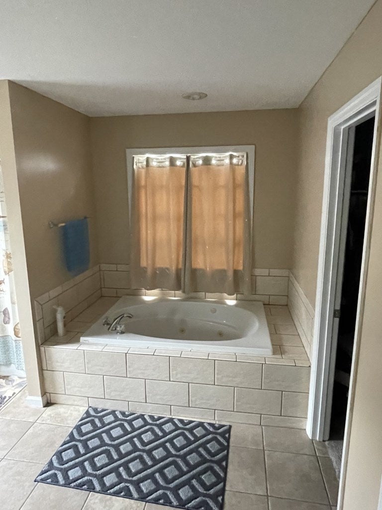 3936 Cutter Point Valdosta, GA 31605 - Photo 7 of 10 Gallery Image 7