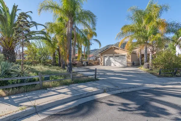 $585,000 | 31125 Shicali Court, Temecula, CA 92592