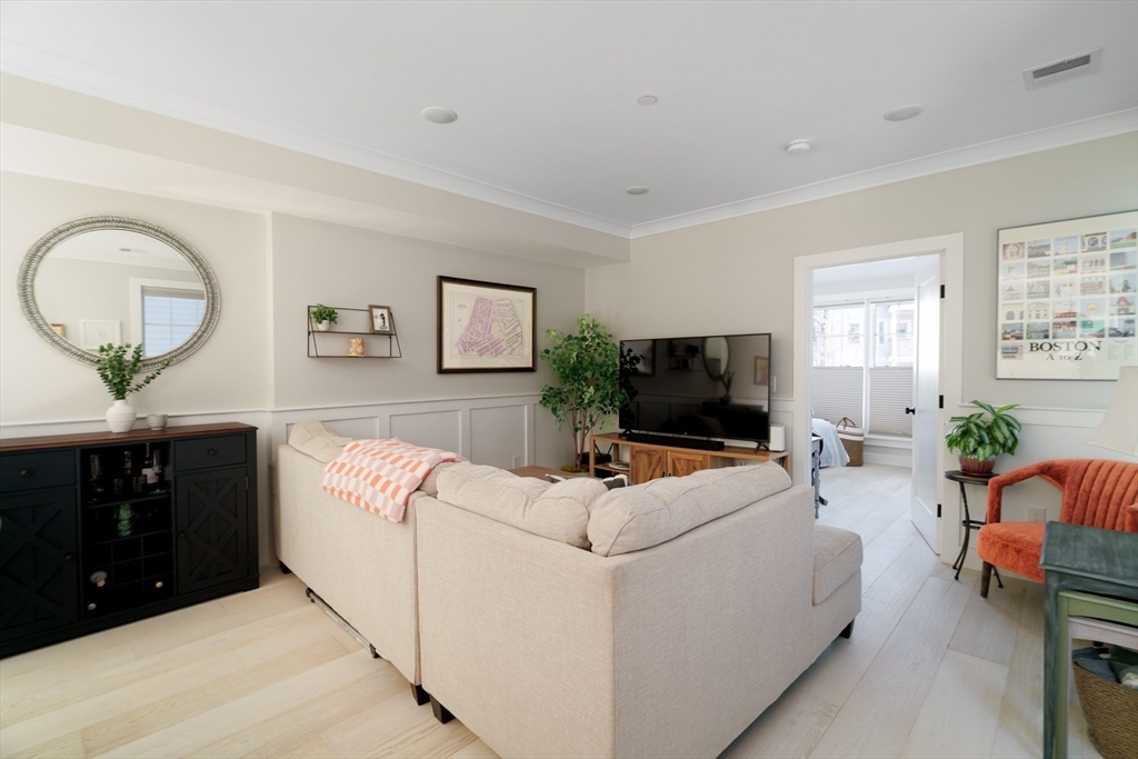 1252 Broadway, Unit 4 Somerville, MA 02144 - Photo 7 of 20