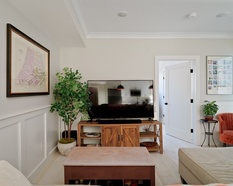 1252 Broadway, Unit 4 Somerville, MA 02144 - Photo 8 of 20