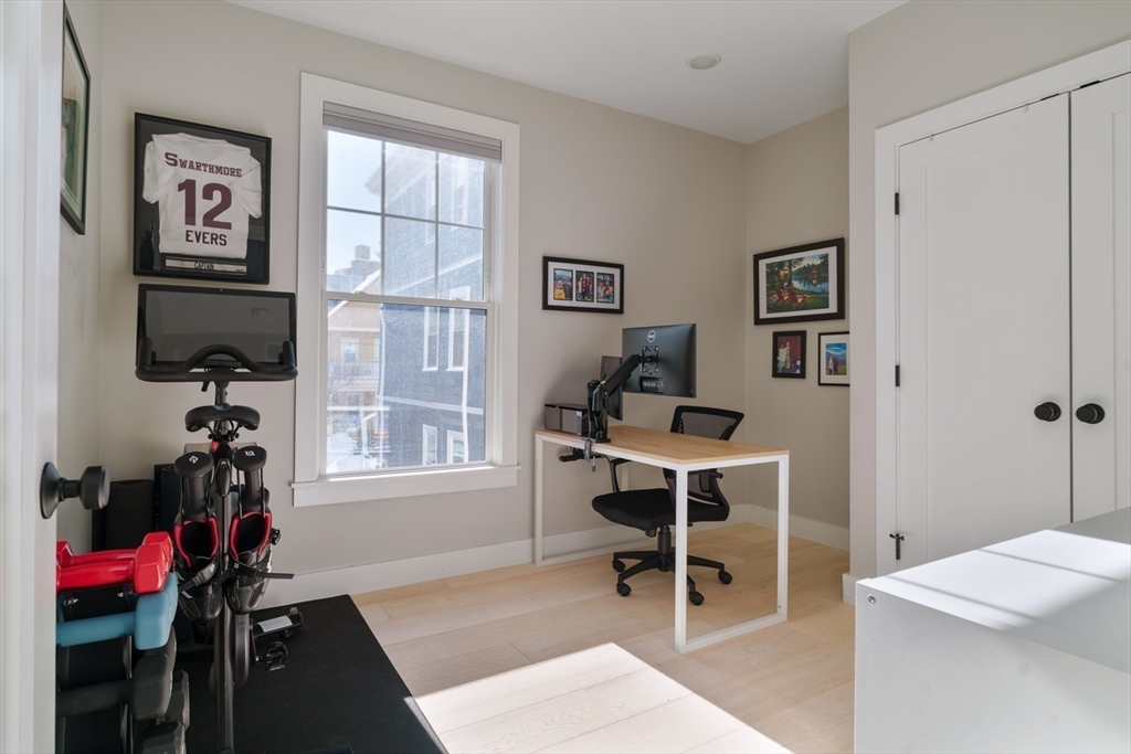 1252 Broadway, Unit 4 Somerville, MA 02144 - Photo 9 of 20