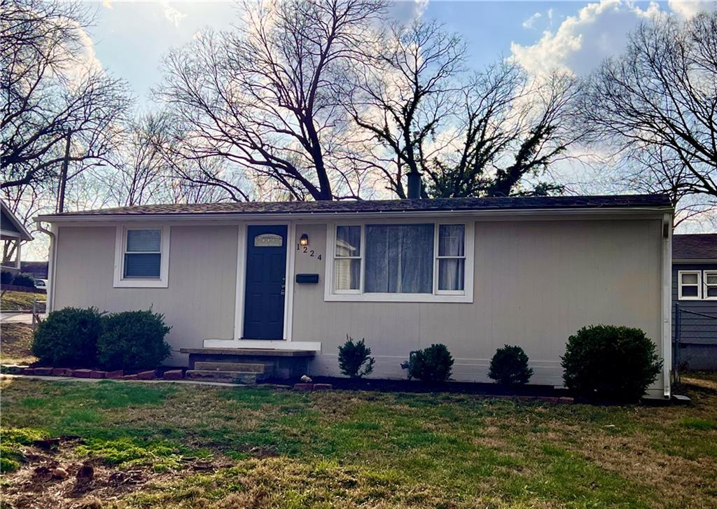 1224 South Delaware Independence, MO 64055 - Photo 1 of 18