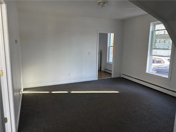 $1,800 | 453 Pond Street, Woonsocket, RI 02895