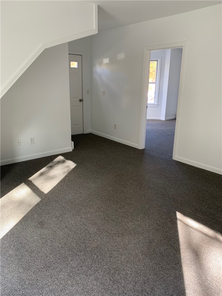 453 Pond Street Woonsocket, RI 02895 - Photo 4 of 8