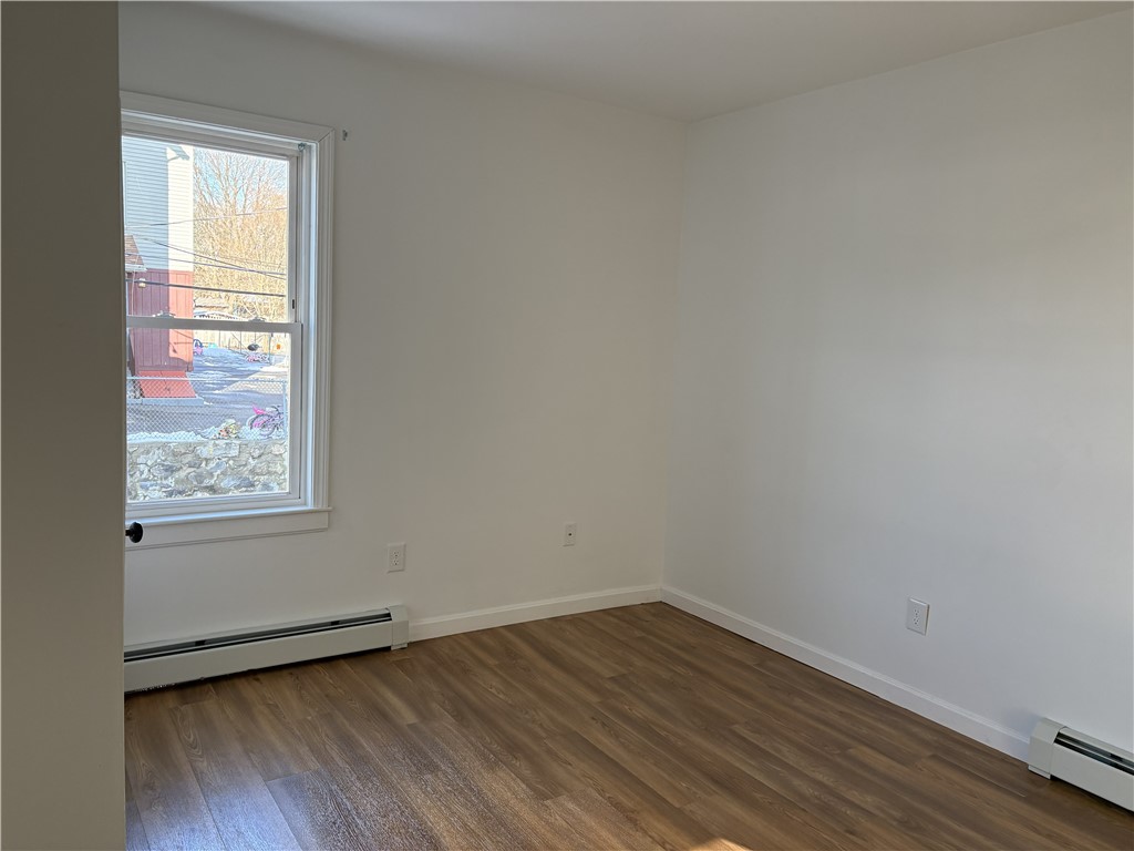 453 Pond Street Woonsocket, RI 02895 - Photo 6 of 8