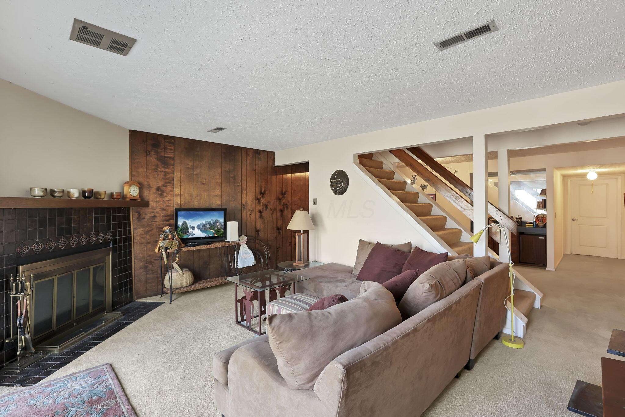 3118 Walden Ravines Columbus, OH 43221 - Photo 38 of 56 45-web-or-mls-G02A0654