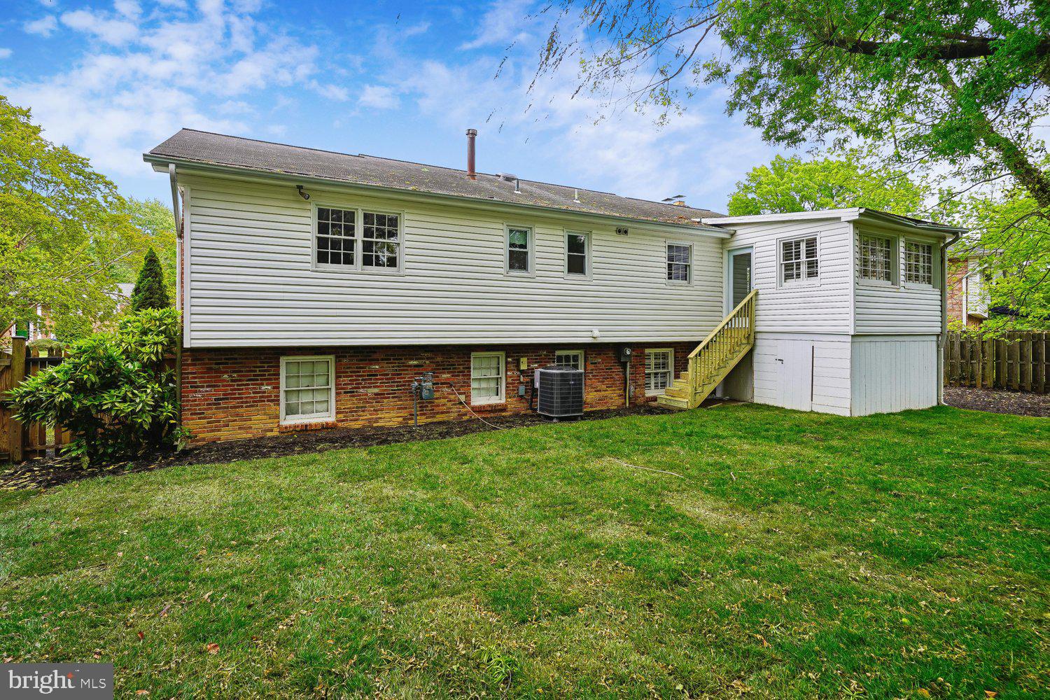 7814 Friars Court Alexandria, VA 22306 - Photo 24 of 56 Back Elevation