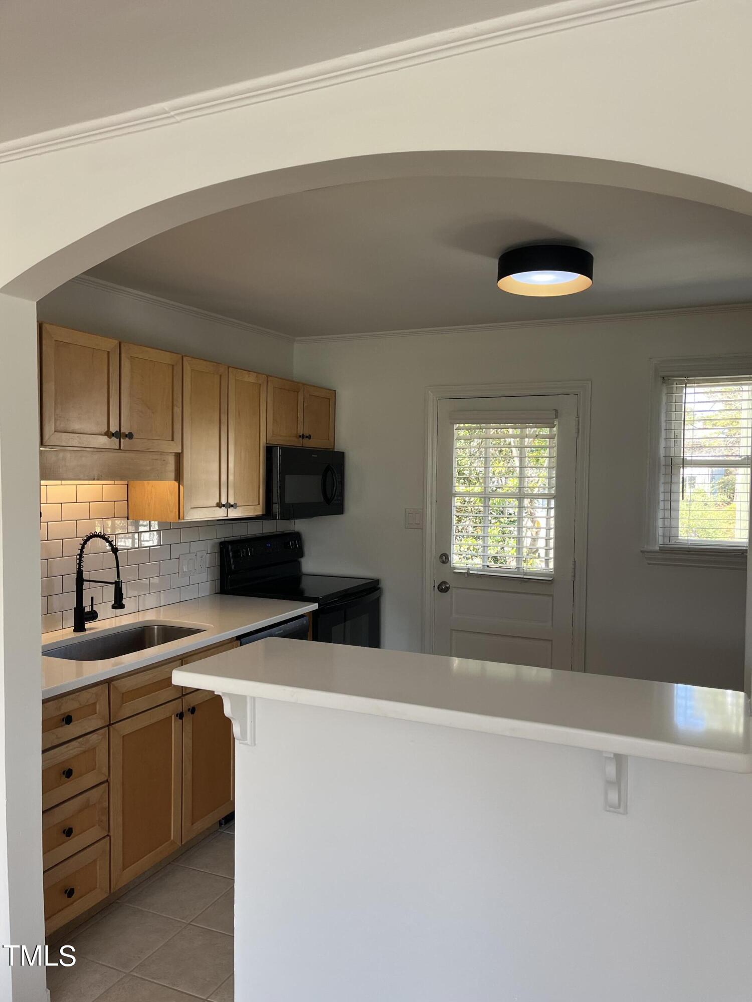 2357 Bernard Street Raleigh, NC 27608 - Photo 7 of 14 IMG_0867