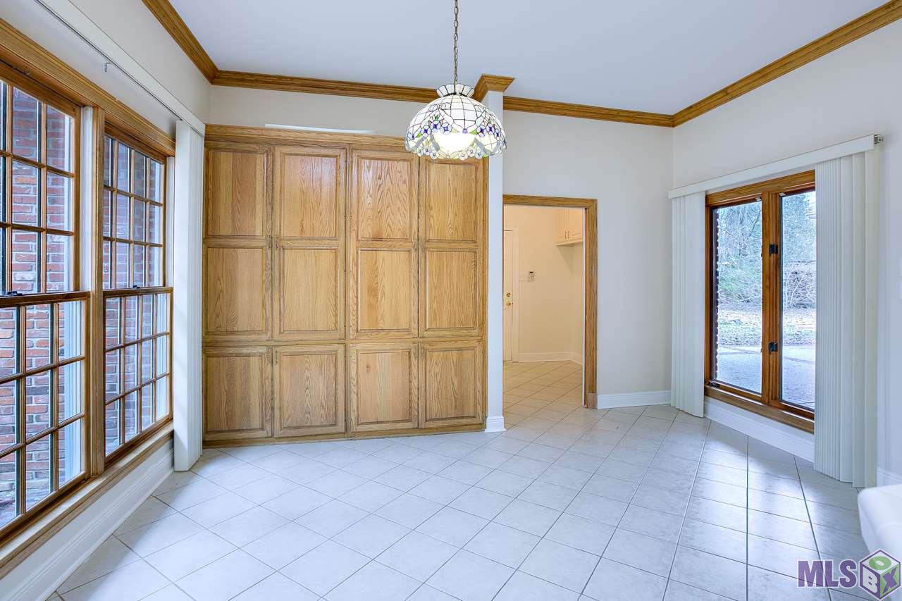 16417 Centurion Avenue Baton Rouge, LA 70816 - Photo 12 of 25 Breakfast Area