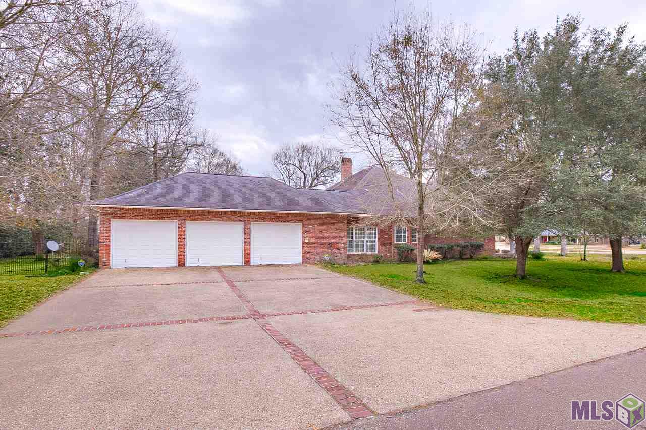 16417 Centurion Avenue Baton Rouge, LA 70816 - Photo 24 of 25 Side street view