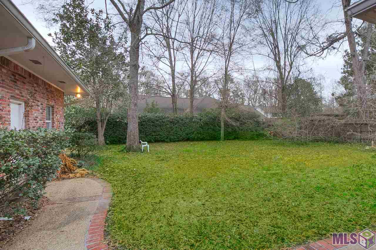 16417 Centurion Avenue Baton Rouge, LA 70816 - Photo 25 of 25 Backyard from back patio