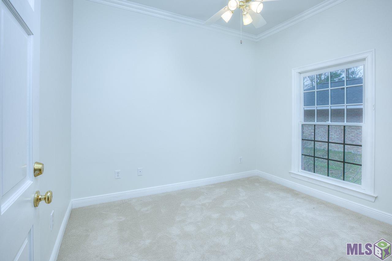 16417 Centurion Avenue Baton Rouge, LA 70816 - Photo 10 of 25 4th bedroom/office