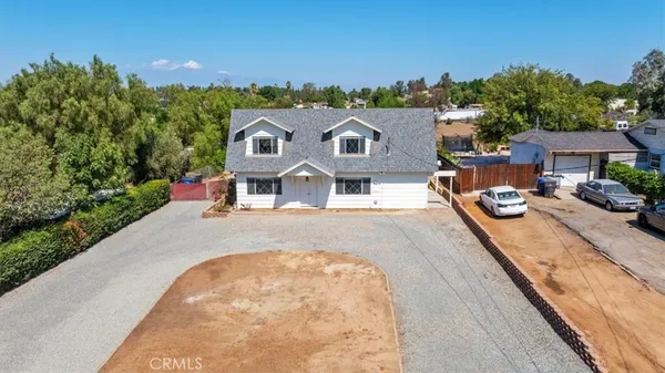 $1,024,995 | 10555 Robinson Avenue, Riverside, CA 92505