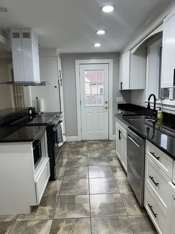 $4,850 | 58 Hartford Street, Natick, MA 01760