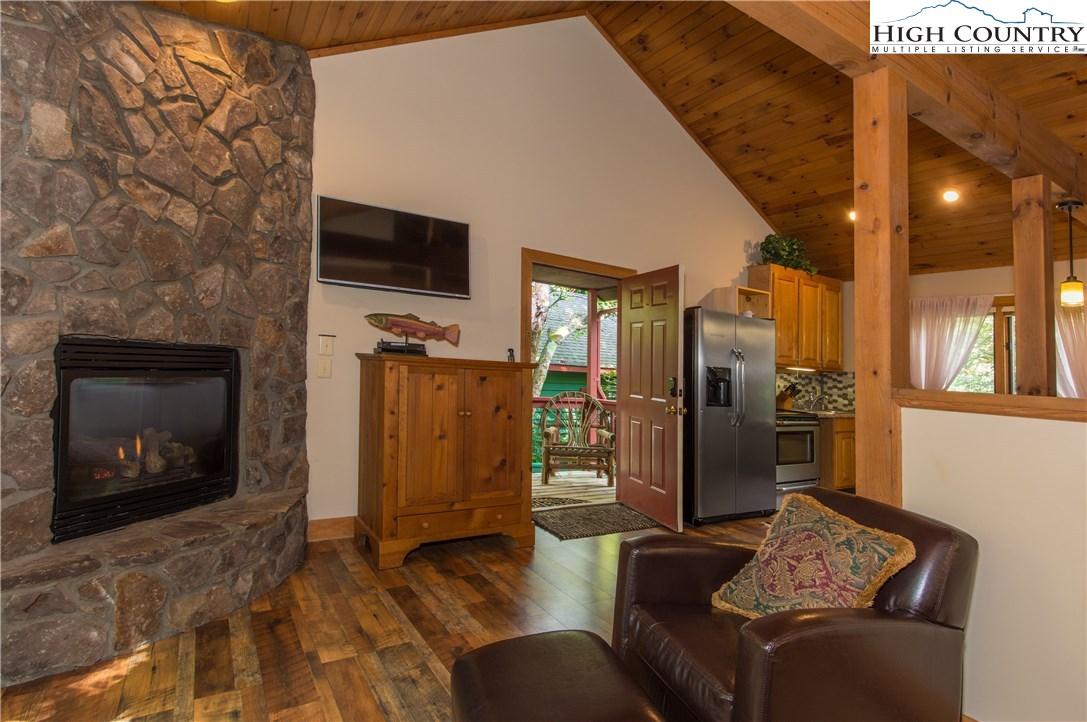 150 Upper Fiddlestix, Unit 511 Boone, NC 28607 - Photo 5 of 13 Gallery Image 5