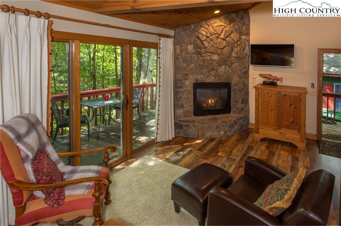 150 Upper Fiddlestix, Unit 511 Boone, NC 28607 - Photo 6 of 13 Gallery Image 6