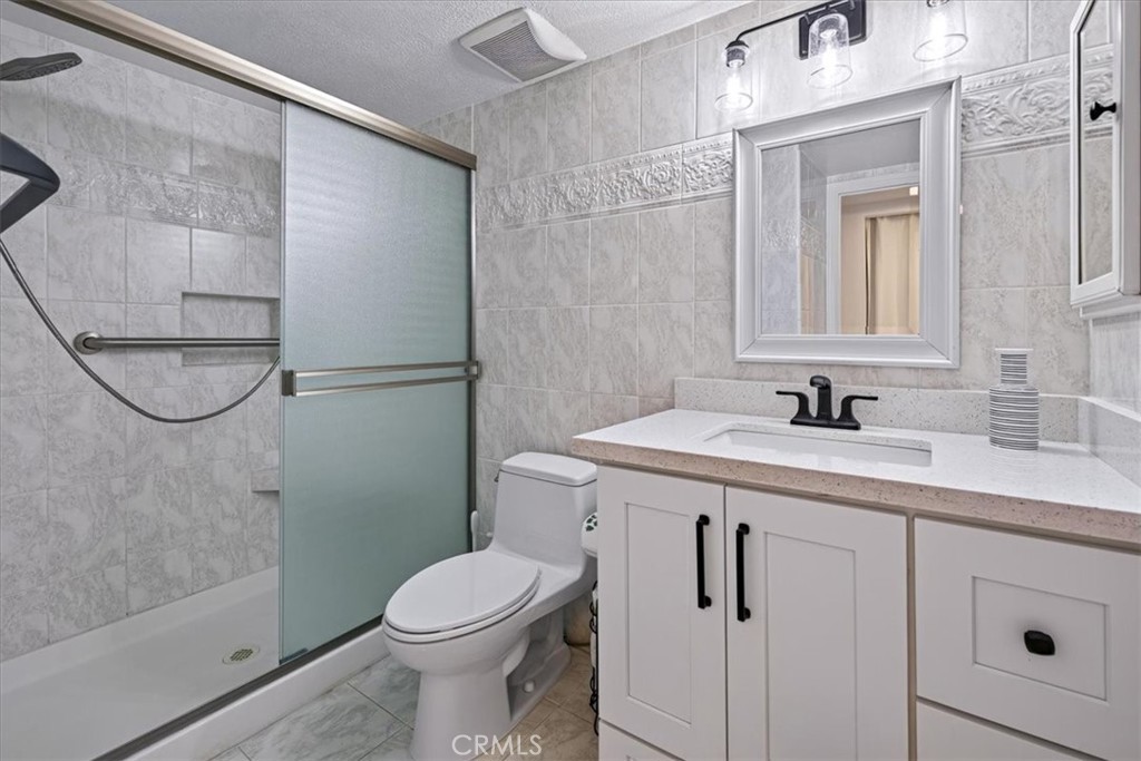 34134 Selva Road, Unit 248 Dana Point, CA 92629 - Photo 17 of 35 Common bathroom located in hallway