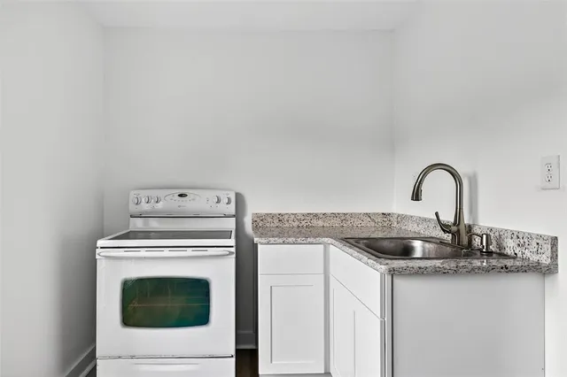 $3,600 | 3225 West Shell Point Road, Ruskin, FL 33570