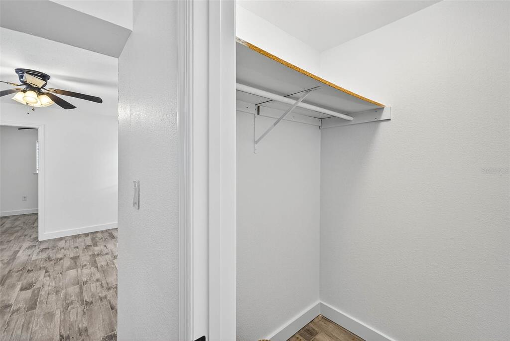 3225 West Shell Point Road Ruskin, FL 33570 - Photo 55 of 57 a view of small space