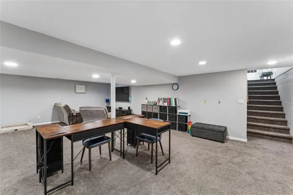 $735,000 | 14441 State Hwy U, Cross Timbers, MO 65634
