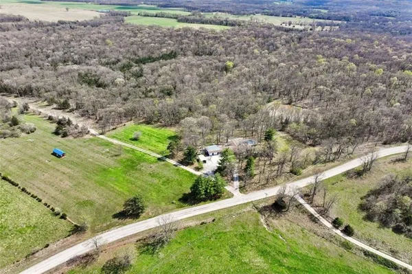 $735,000 | 14441 State Hwy U, Cross Timbers, MO 65634
