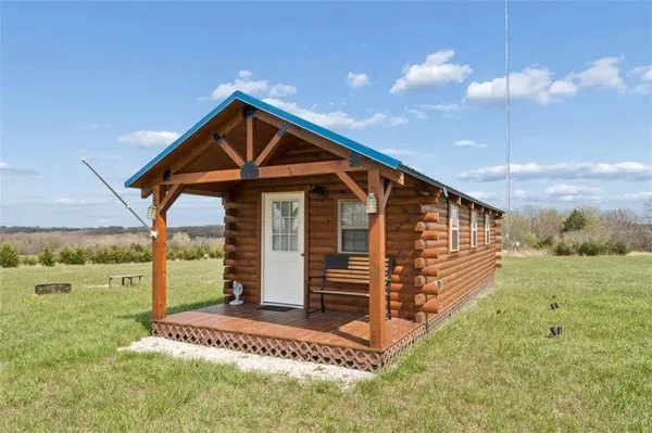 $735,000 | 14441 State Hwy U, Cross Timbers, MO 65634
