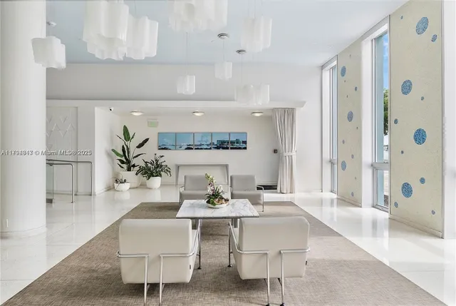 $420,000 | 3 Island Avenue, Unit 7B, Miami Beach, FL 33139