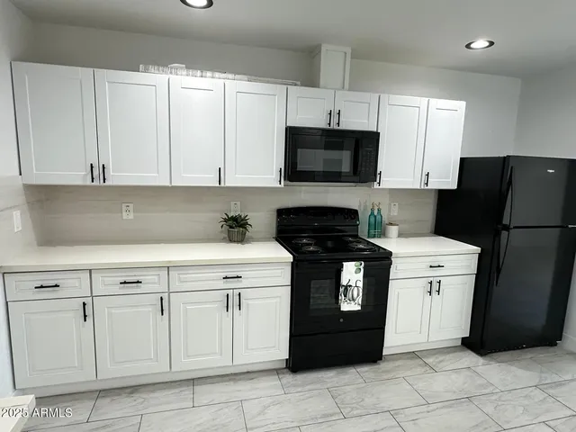 $469,999 | 2250 East Willetta Street, Phoenix, AZ 85006