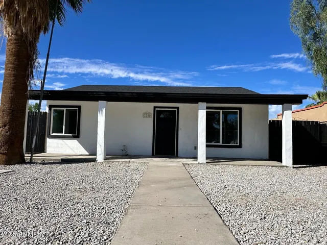$469,999 | 2250 East Willetta Street, Phoenix, AZ 85006
