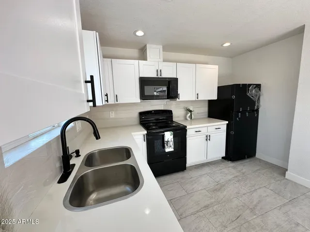 $469,999 | 2250 East Willetta Street, Phoenix, AZ 85006