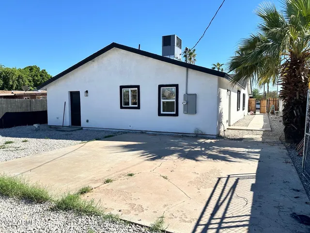 $469,999 | 2250 East Willetta Street, Phoenix, AZ 85006