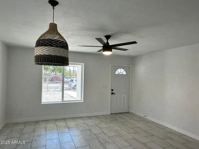 $469,999 | 2250 East Willetta Street, Phoenix, AZ 85006