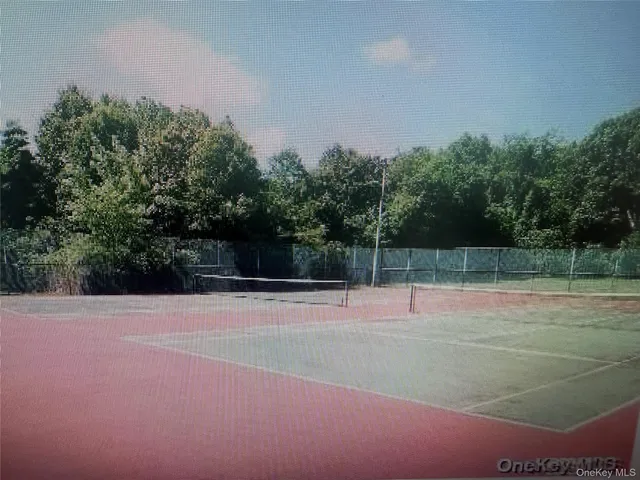 a view of a tennis court