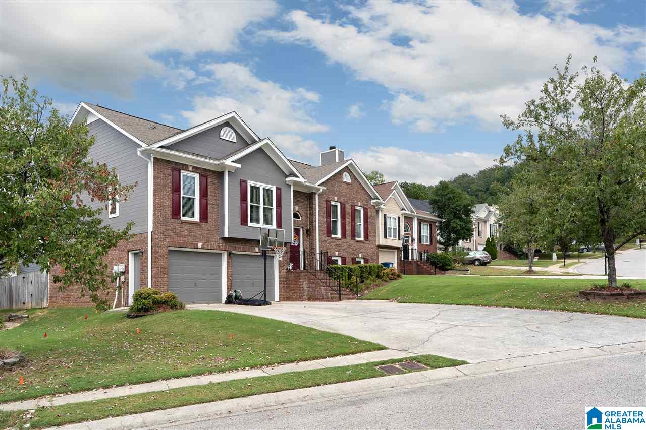 1350 Deer Trail Road Birmingham, AL 35226 - Photo 2 of 31