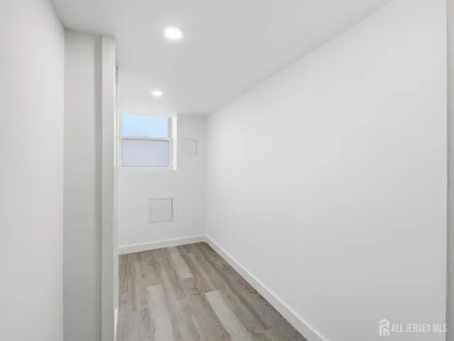 $3,300 | 14 John Street, Carteret, NJ 07008