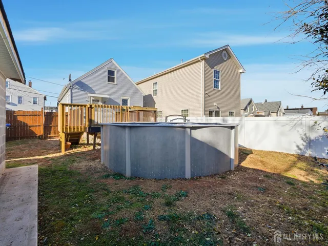 $3,300 | 14 John Street, Carteret, NJ 07008