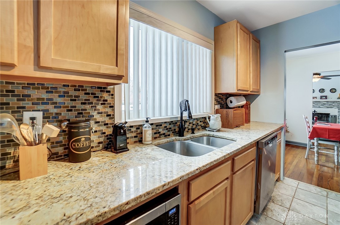 714 Patterson Road Dayton, OH 45419 - Photo 12 of 29