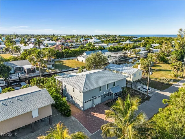 $889,000 | 16201 Aura Lane, Bokeelia, FL 33922