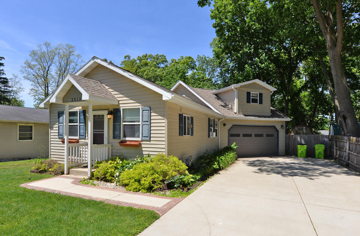 2513 Mason Street Delavan, WI 53115 - Photo 1 of 36 101