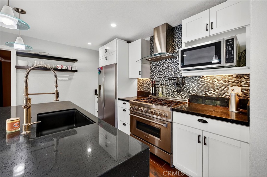 31386 Corte San Leandro Temecula, CA 92592 - Photo 6 of 68