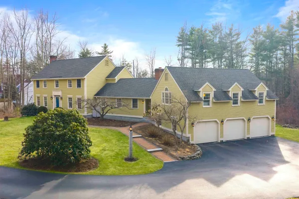 $1,169,900 | 19 Old Milford Road, Amherst, NH 03031