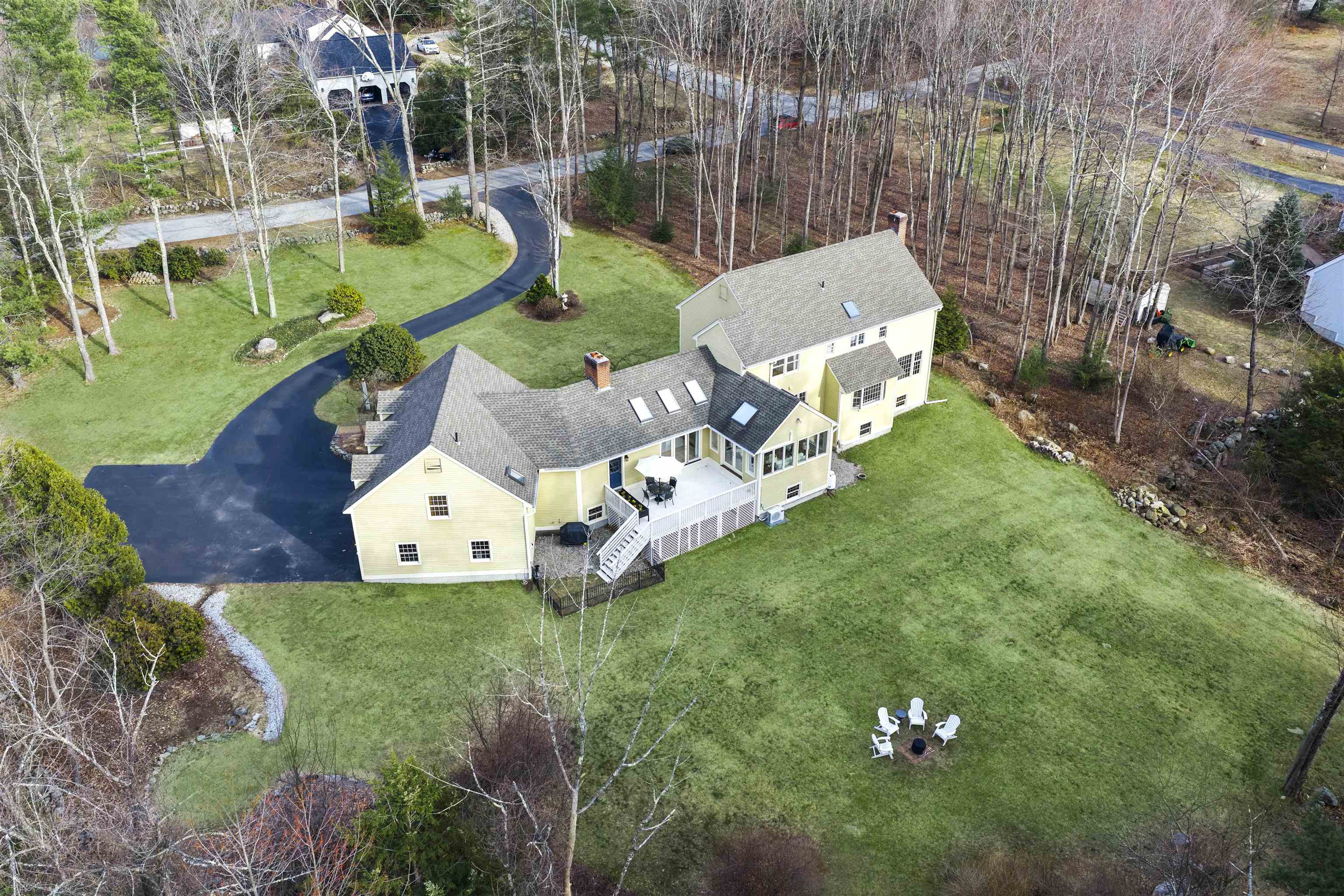 19 Old Milford Road Amherst, NH 03031 - Photo 46 of 52