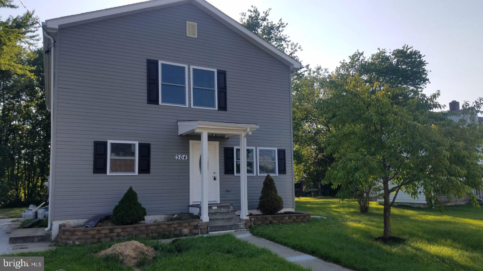 304 Locust Avenue Baltimore, MD 21221 - Photo 1 of 9 Gallery Image 1