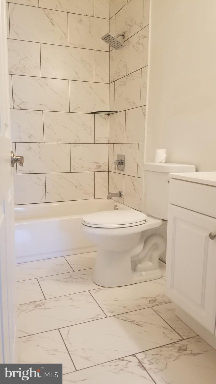 304 Locust Avenue Baltimore, MD 21221 - Photo 3 of 9 Gallery Image 3