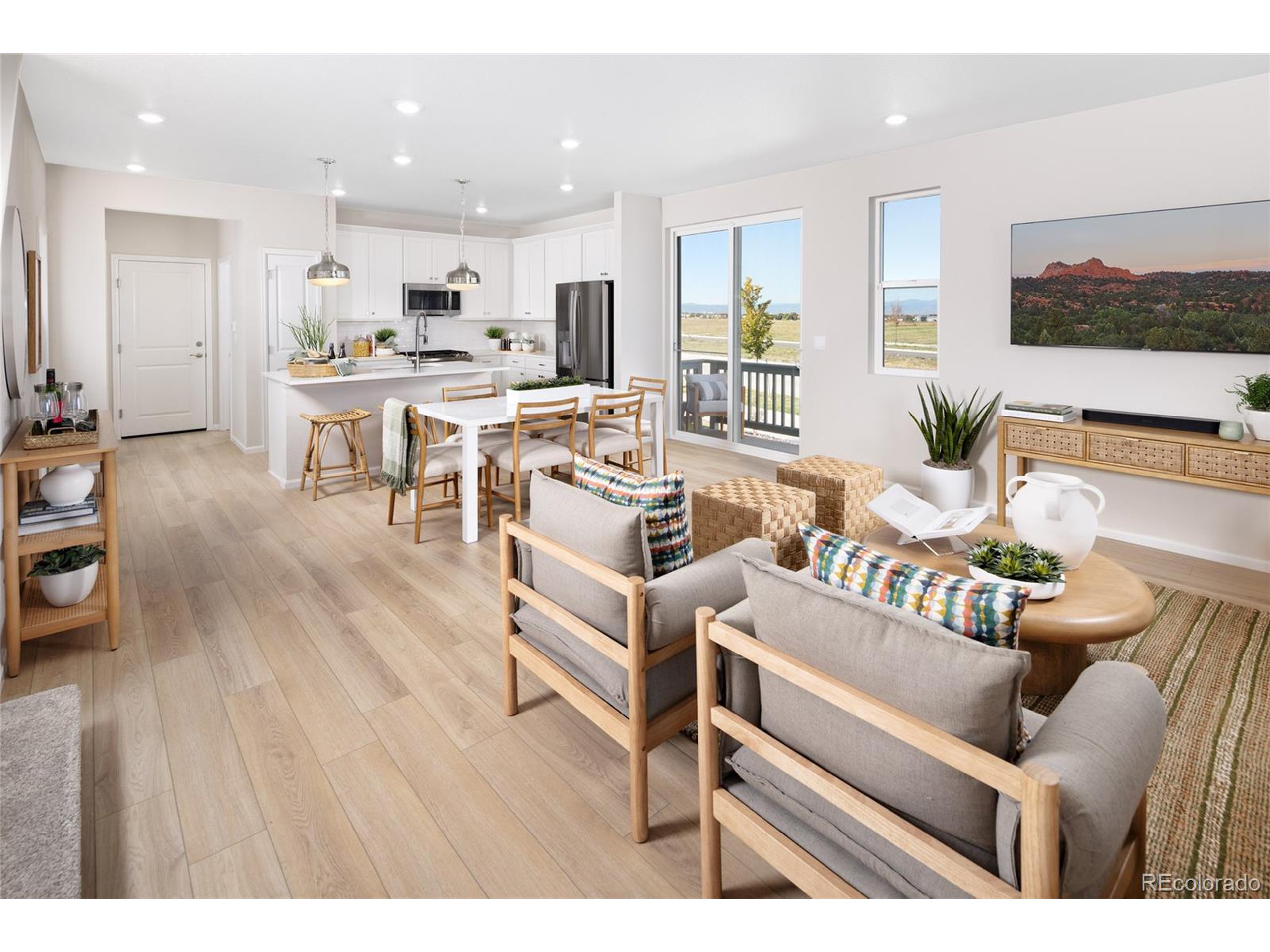 6157 North Liverpool St  