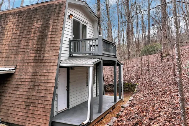 $295,000 | 172 South Hickory Lane, Cleveland, GA 30528