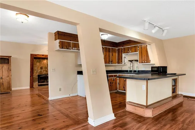 $295,000 | 172 South Hickory Lane, Cleveland, GA 30528